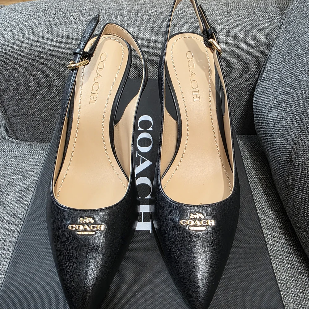 Coach Allie 90 LTR Pump - Black - Picture 2 of 5